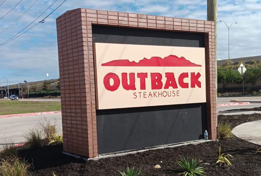 Why Monument Signs Are Dominating Commercial Landscapes in 2025